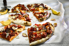 Tandoori chicken pizza